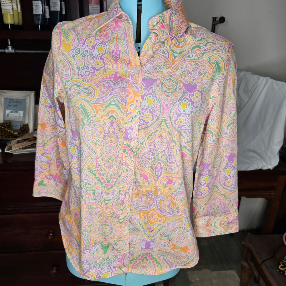 Chaps butoon front blouse ina pink/multi-color paisle design 3/4sleeves Petite M
